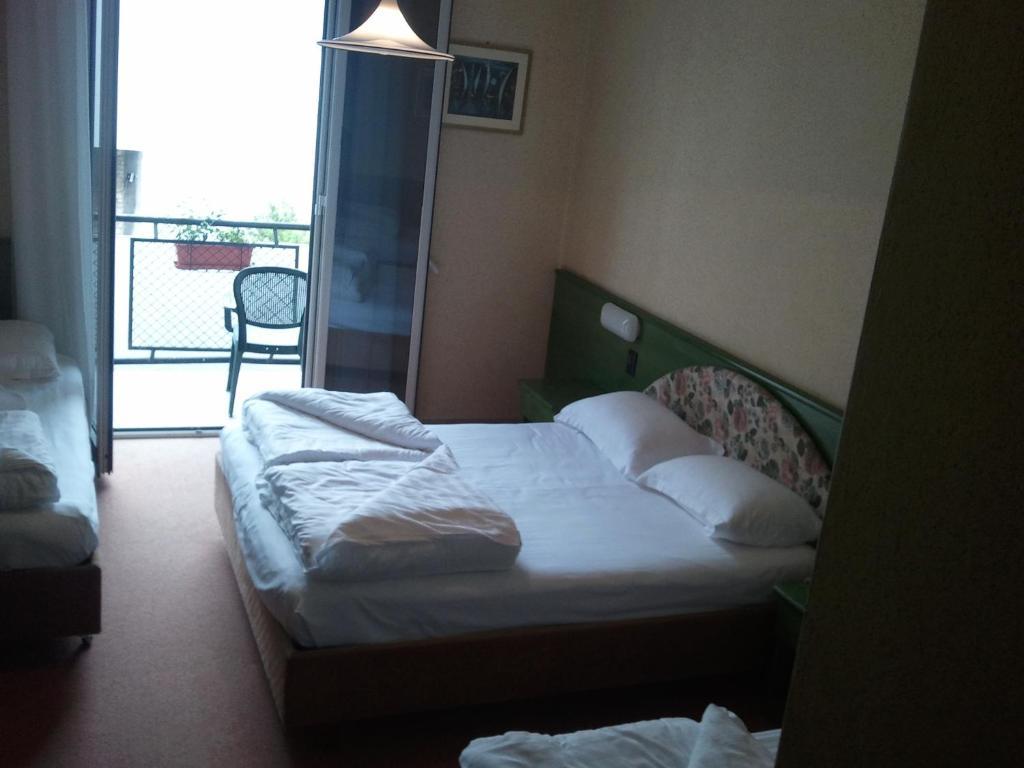 Hotel Caribe - Garda Lake Collection 布雷佐内加尔达 客房 照片
