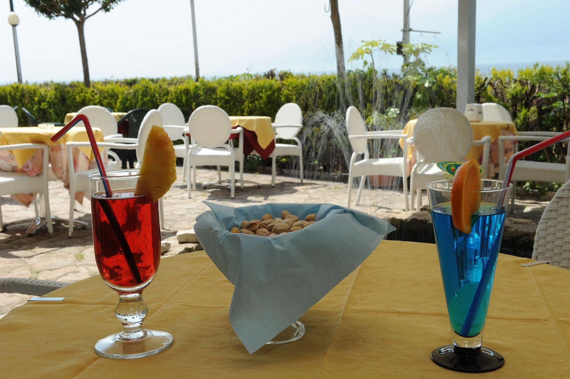 Hotel Caribe - Garda Lake Collection 布雷佐内加尔达 外观 照片