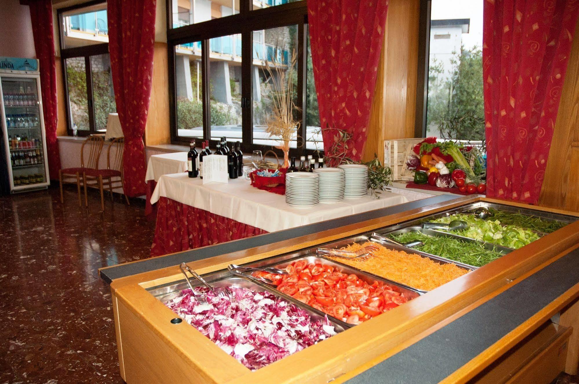Hotel Caribe - Garda Lake Collection 布雷佐内加尔达 外观 照片